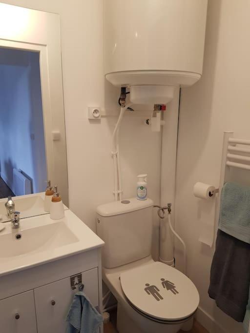 לה מאנש Appartement Lumineux Et Moderne מראה חיצוני תמונה